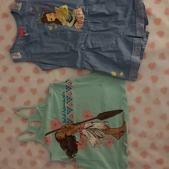 A Disney bundle for girls - Picture 1 of 2